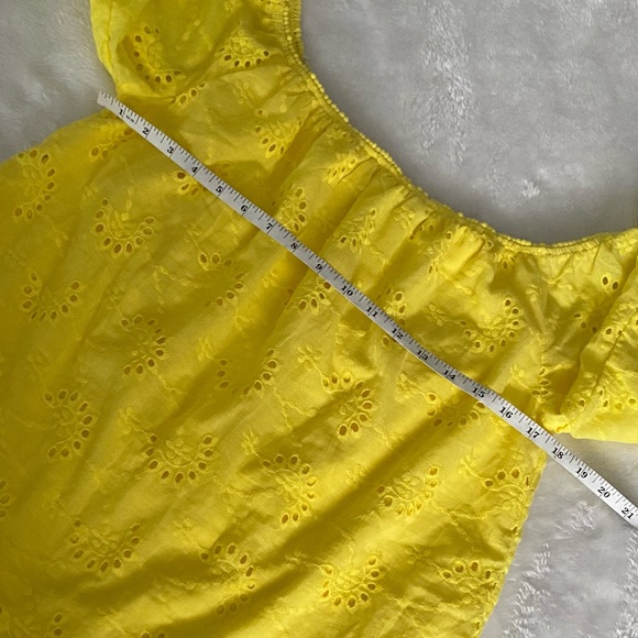 Andree By Unit Off Shoulder Yellow Top. - Picture 7 of 8